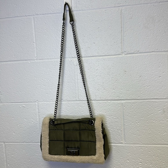 INC International Concepts Green and Cream Quilted Shoulder Bag - Picture 5 of 12